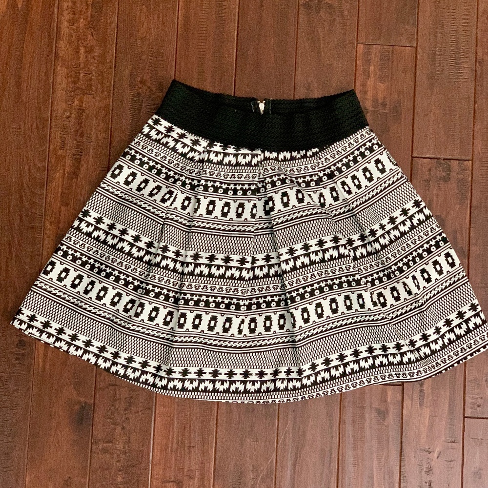 Francescas Mi Ami black and white skirt